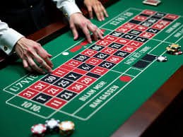 Panel kontrol Fortune Rabbit menampilkan opsi pengaturan taruhan dan informasi pembayaran